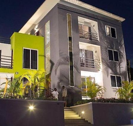 Nuben Court- Kumasi City 외부 사진